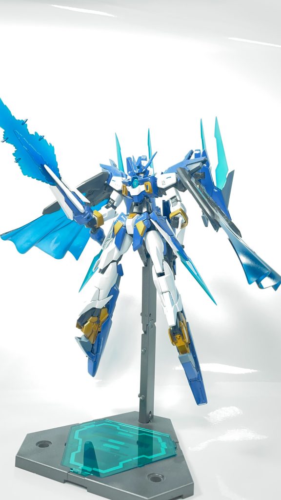 スパロボのアウセンザイターのマントとコードギアスのランスロットを配色の参考にしてます