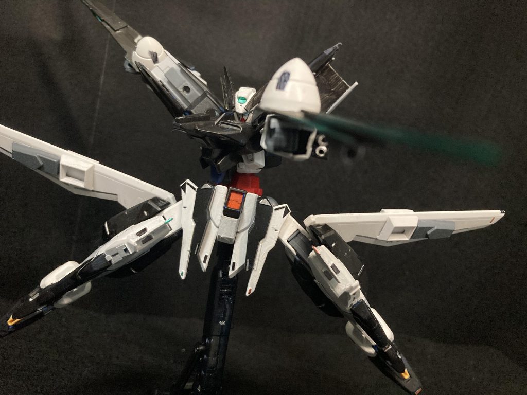 GNソードN展開式の腕と同一となった武装