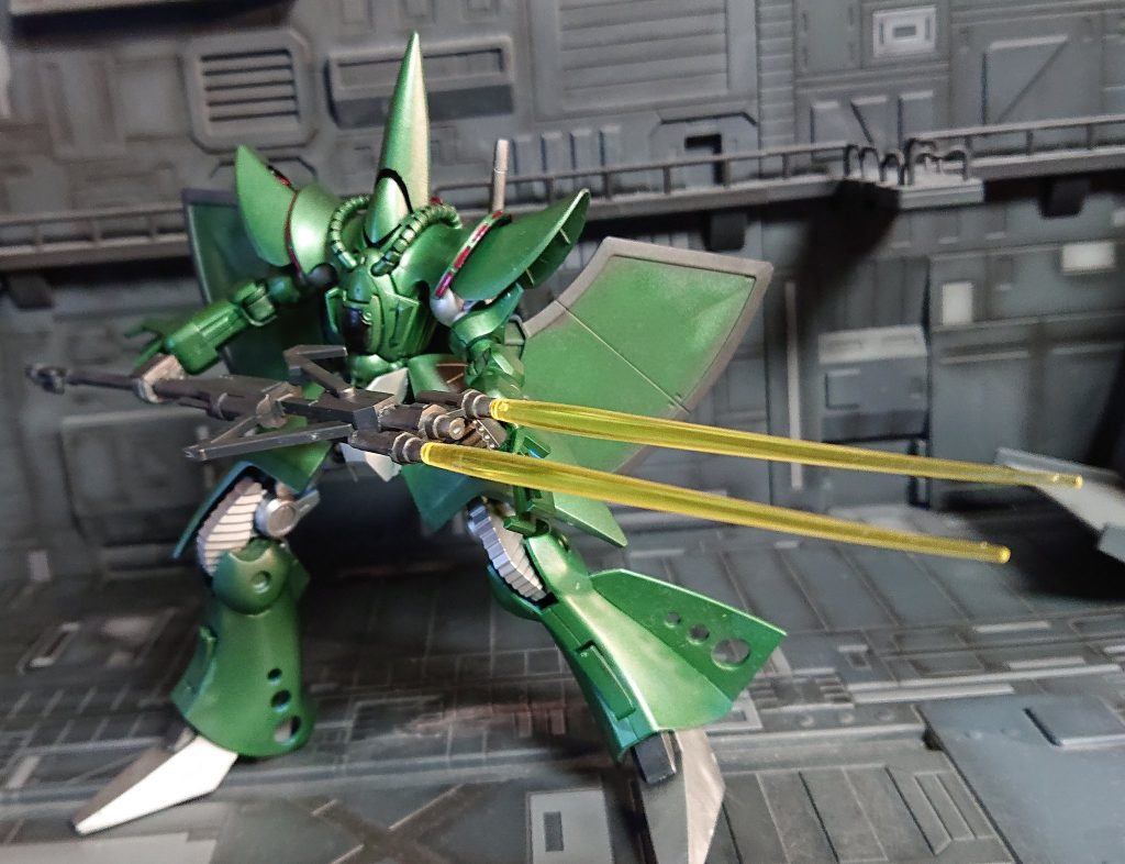 エイやイカのような感じなんで水中用へ