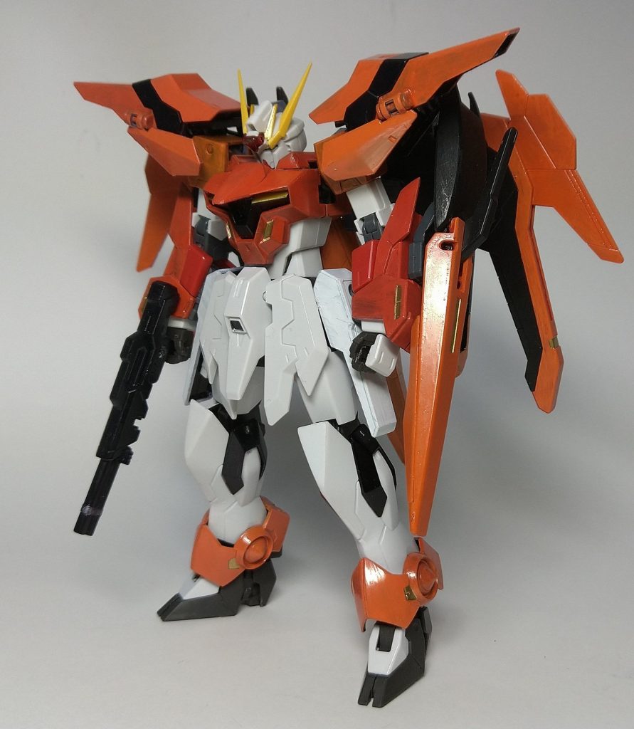 ガンダムラナンキュラスガンダムイージスナイトをベースに機動力特化にした機体。ライトニングZガンダムとミキシングしました。カラーリングはハルートをイメージし、いかにも速そうな機体を目指しました。
