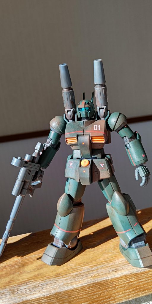 緑兄のガンキャノン森林迷彩仕様。武装はノーマルだが火力にスキルポイントを振りまくってるので待ち伏せ攻撃は脅威だ!