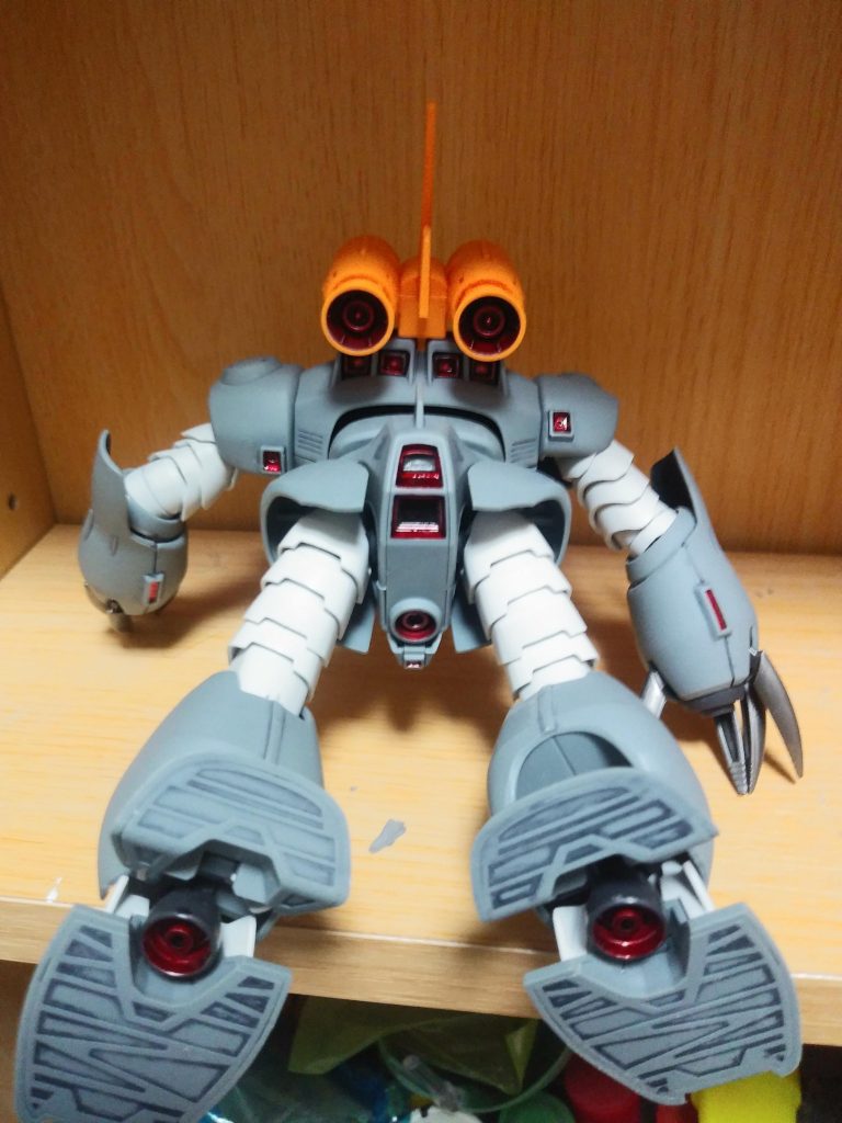 バーニア内は赤くキャンディ塗装。