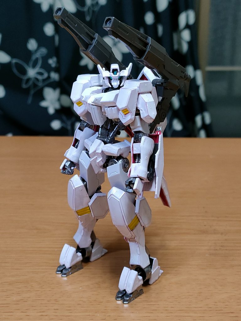 厄災戦での軽装状態。アサルトナイフが見えません。