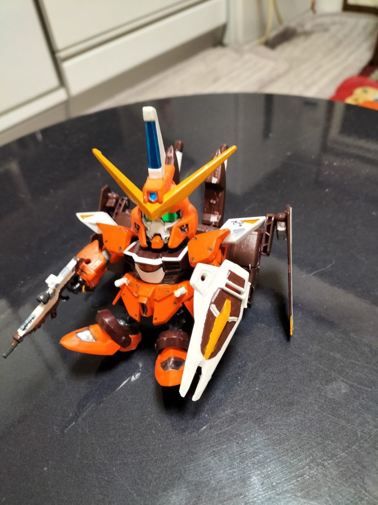 ジャスティスのバックパック、重すぎて、立ってくれません!立てぇ~~ジャスティス~~(ノಠ益ಠ)ノ