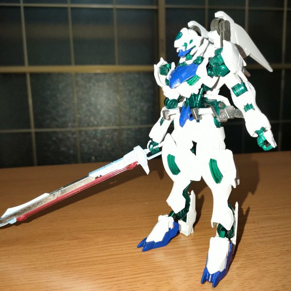 人型機動不明体メルディクトゥム