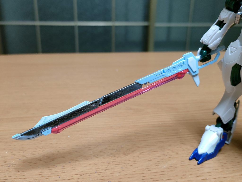 レーザー刀。見ての通りデスティニーガンダムの対艦刀。接近戦が主眼のフェストゥム戦で活躍する本機の主兵装。