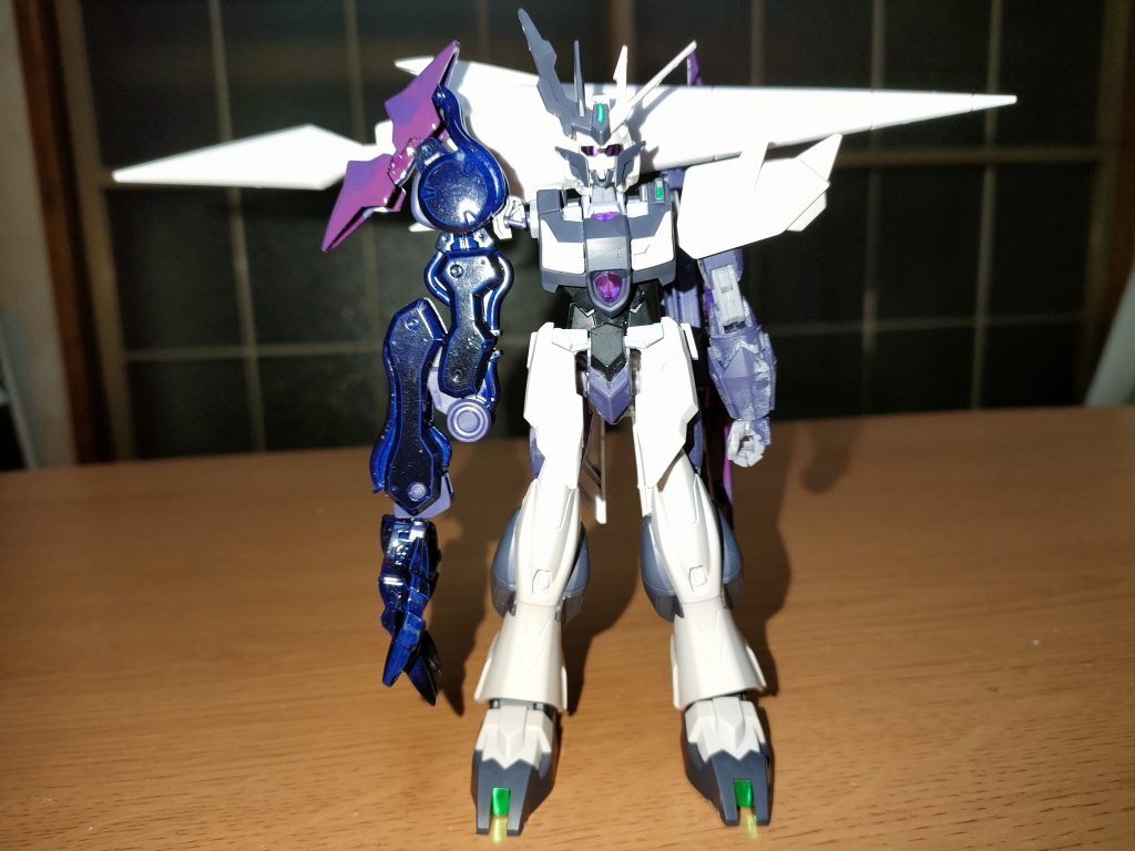 フロント。シールドバインダーが見えません。