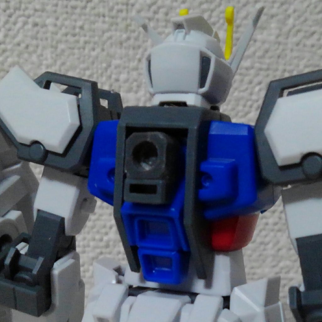 追加パーツに採用した、没俺ガンプラのパーツを取り付けられるように中間コネクタを作成