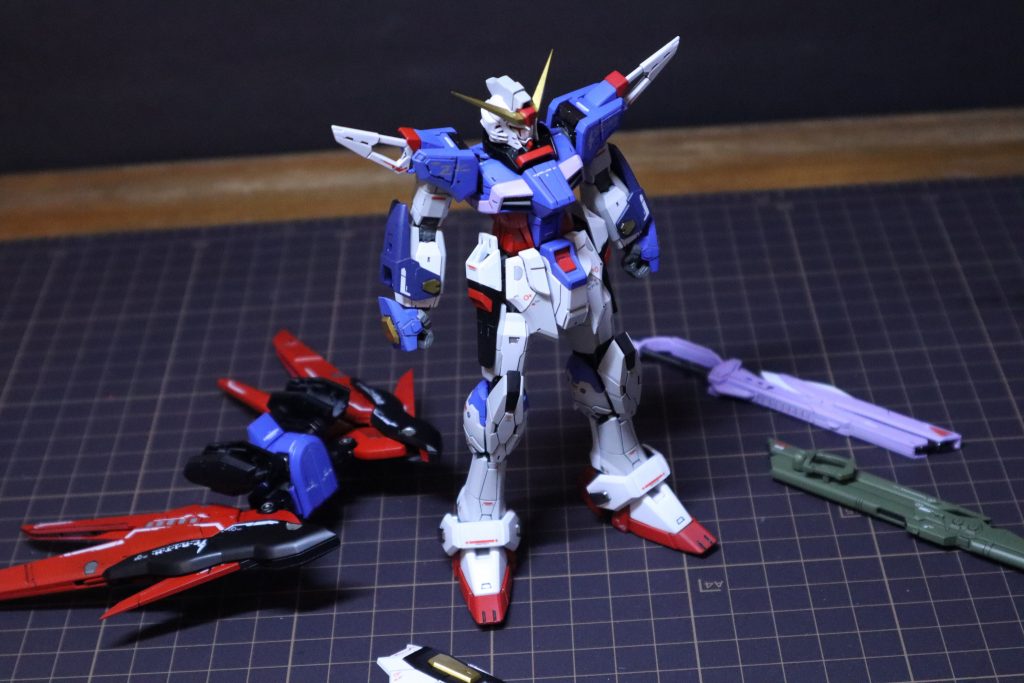 RG 13 – Destiny Gundam