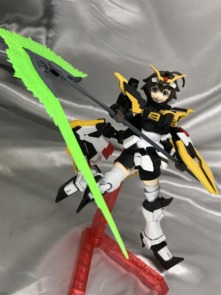 巨大なビームシザーズ。ザクウォーリアの斧鎌をモチーフにオリジナルで作りました。バスターシザーズ。