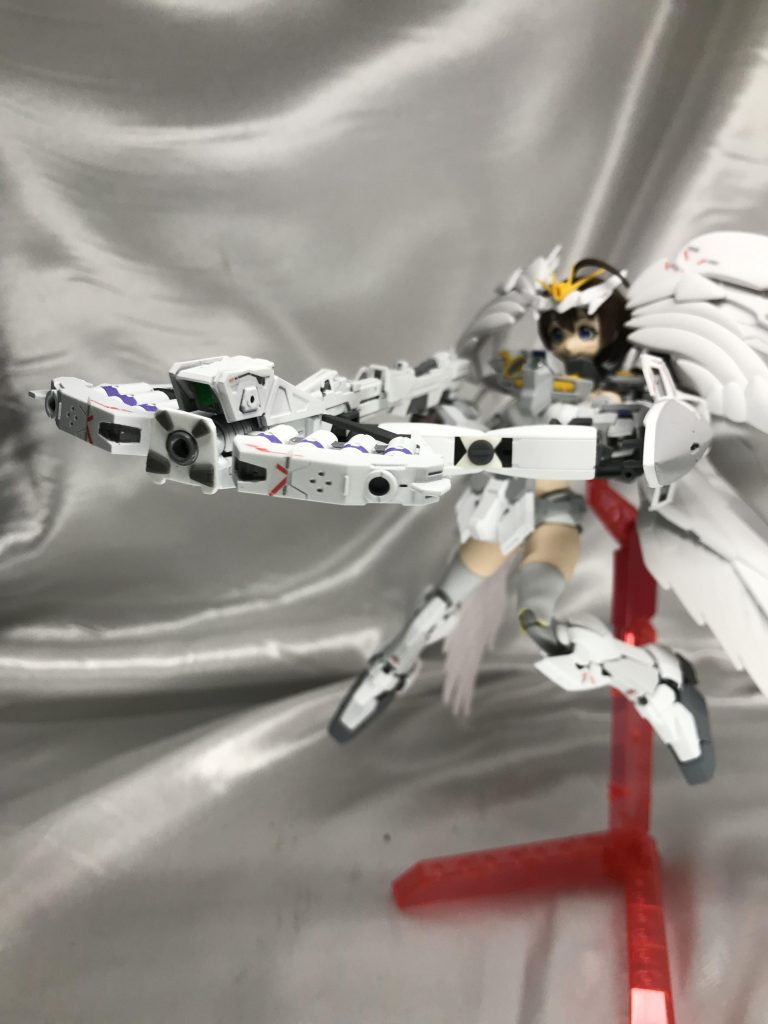 バスターライフルに6属性をエンチャするちょっと何言ってるかわからない武器。ジーベンツバーク。本来は別々らしいのですが、オリジナルで一つにしました。ジーベンツバークバスター。