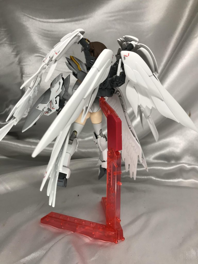 ウイングガンダムナミさん白雪姫–3枚目/制作者：珠衣明