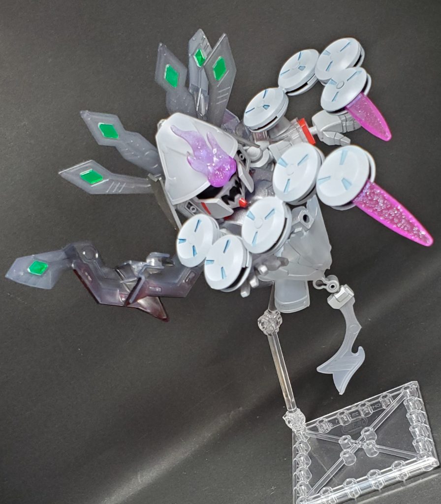 X-Oの武器「クジャク」とシルエットがクジャクっぽくなるなというところから。