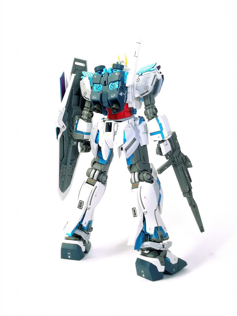 赤に飽きてた時期なので、青いサイコフレームにガンマカメタリックブルーホントに綺麗