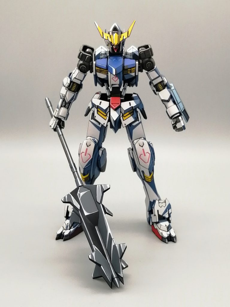 実はこれ、ベースはクレオスMr.カラーで全塗装しています。成形色に近い配色で塗装したため、一見ベースは成形色のままかな?と見えてしまう作品になってしまったのが反省点です。せっかくの苦労が報われない(´;ω;`)
