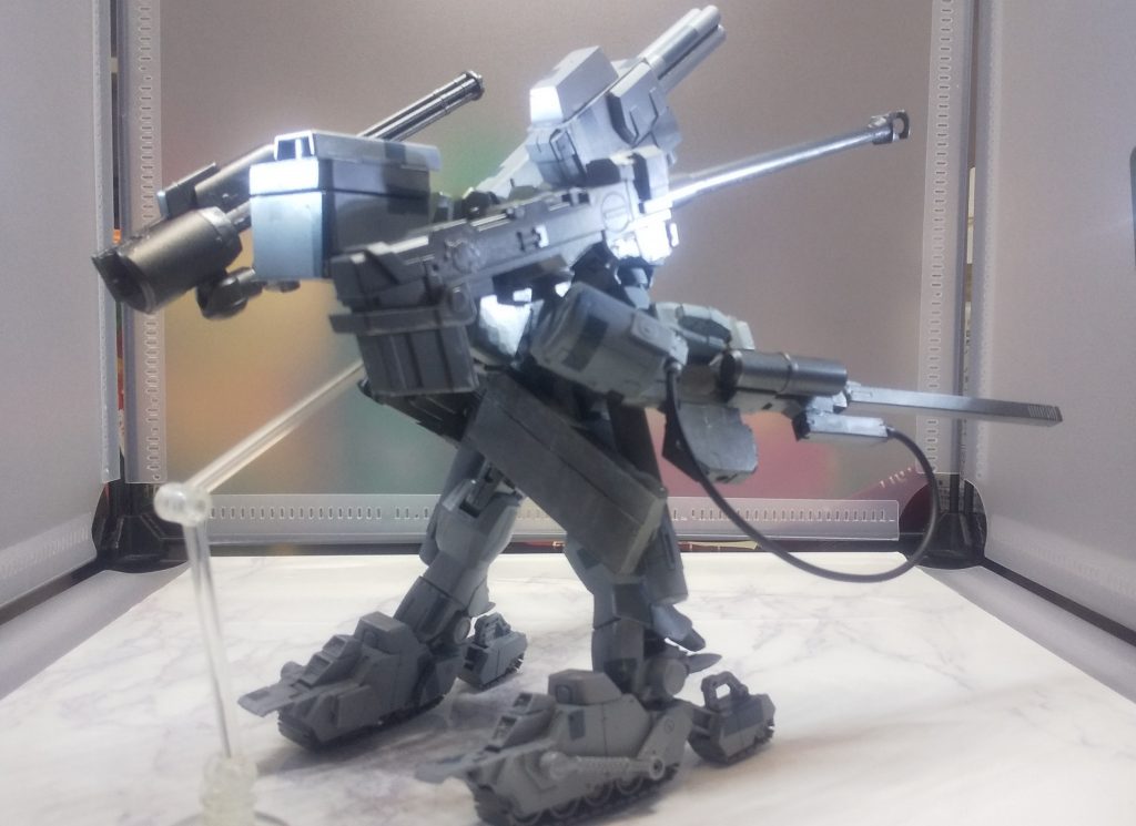 うしろすーがた。しかしシリコーンバリアーが手に入らなかったのは痛かったです。塗装を剥がしてボロボロにするの超楽しいんですけどねえ。