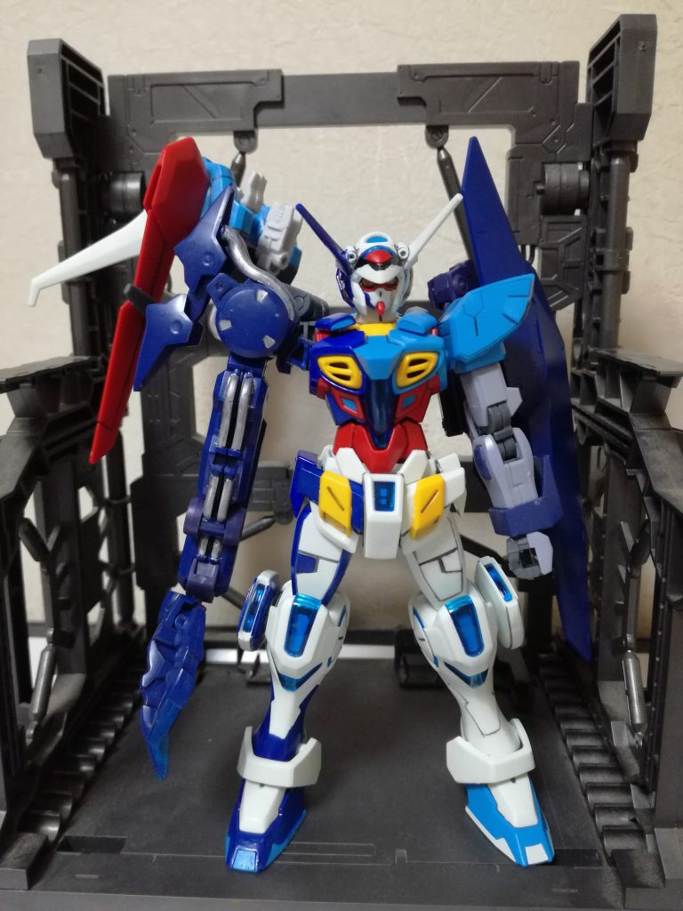 ターンG-セルフバックパックはνガンダムの片側よったデザインに似せている．Gレコのビームの操作技術により月光蝶のナノマシンにビーム粒子を纏わせることで間接的にナノマシンを操作できる機体