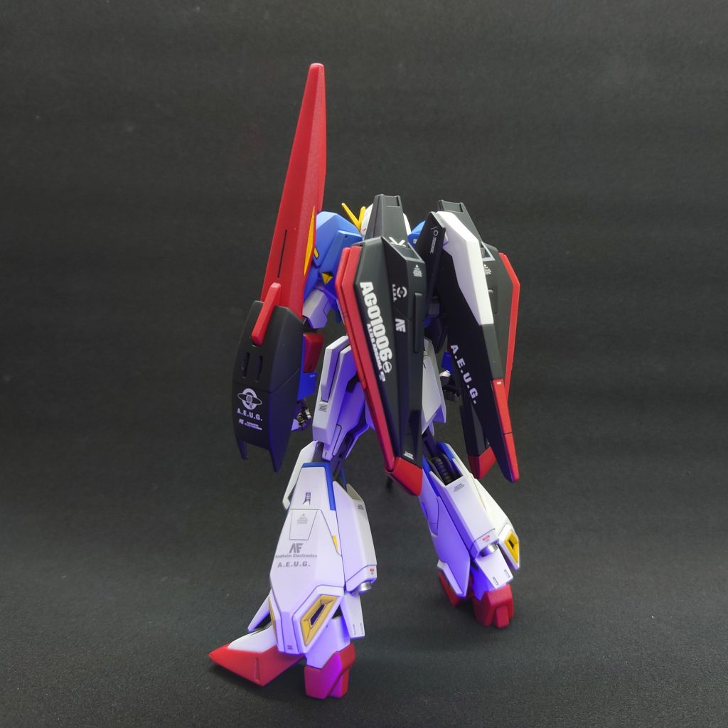 HGUC 劇場公開記念版 Zガンダム (押入れ帰りの男)–4枚目/制作者：@natsu981201