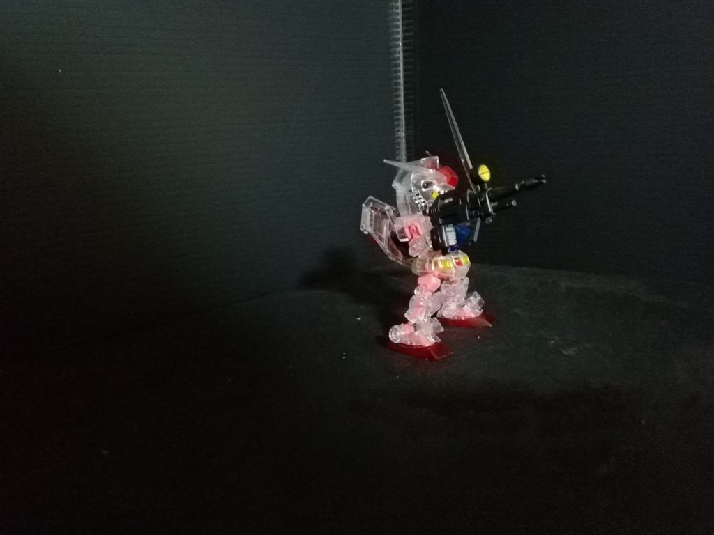 ガンダム–3枚目/制作者：アッキー