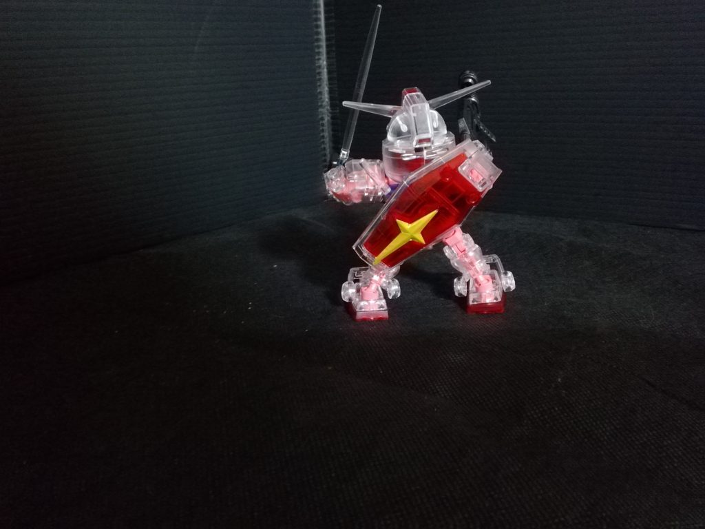 ガンダム–4枚目/制作者：アッキー