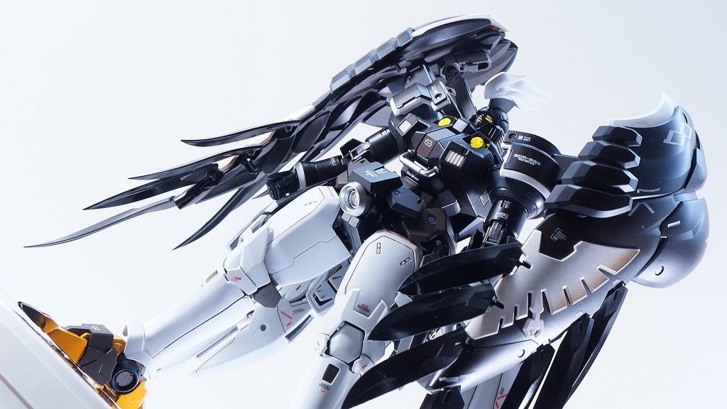 写真とったらかなり黒くなっちゃいましたが、実際はかなり濃いめのブラウンです。ガイアカラーの山焦茶の上からクリアーブラウンとくブラックで調整してみました。