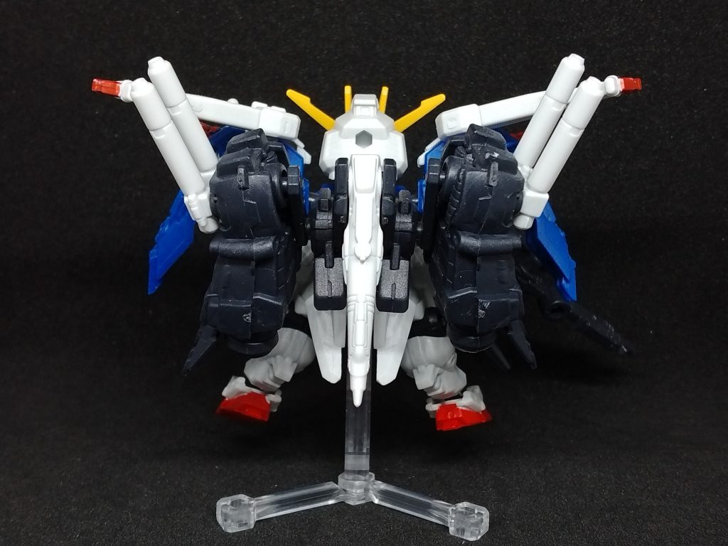 背中。特に手を加えた箇所は無し。