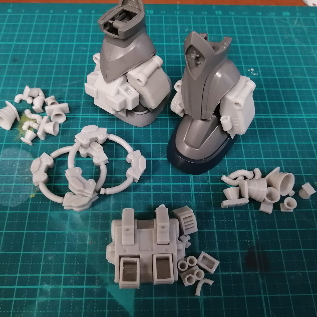 今回の3Dプリンターパーツはこんな感じ。うちはメルカリ中古で買った、Photon初代機を改造したものを使っています