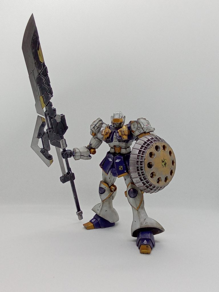 全身図モーター○ッドを意識してます関節がしっかりしていて　このハルバードを持っても自立しました