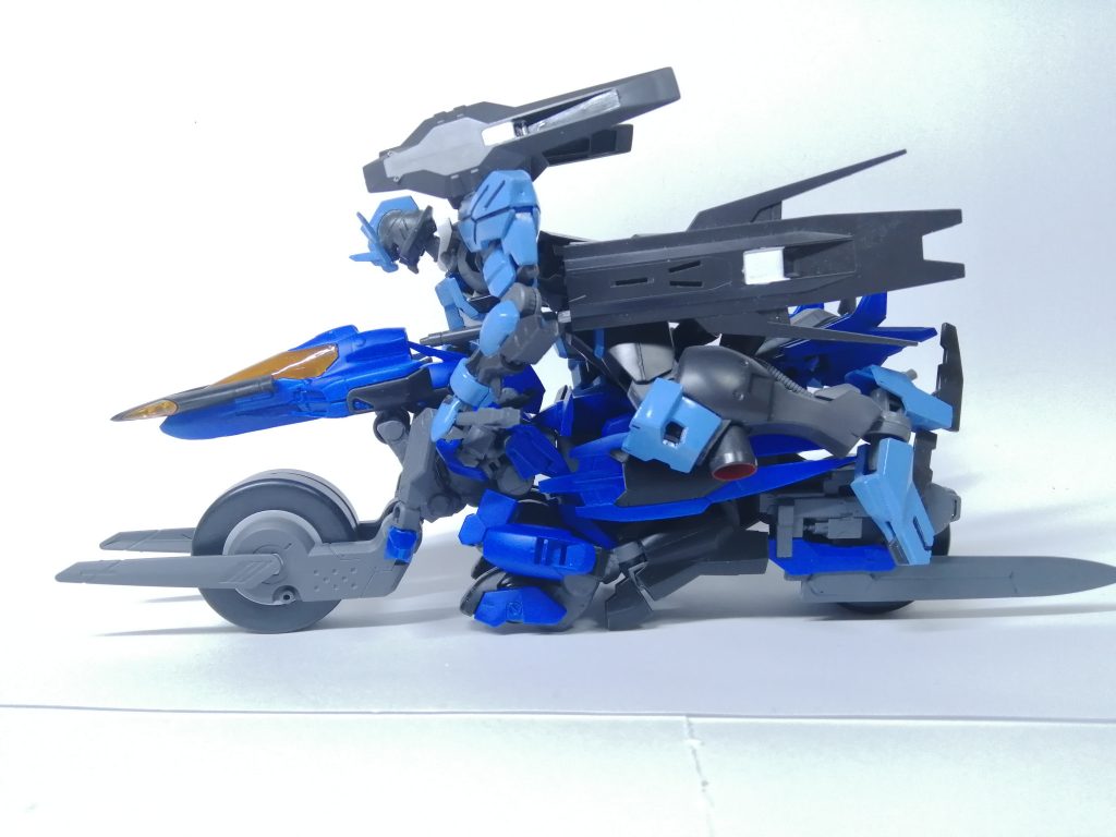 ハンドルはルプスレクスのサブアーム。