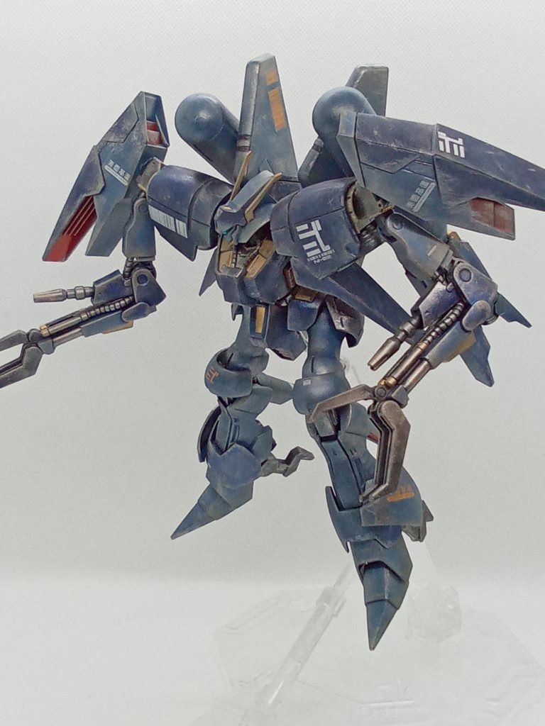 金属ぽく塗装　わりと上手くいったと思っています。一ヶ所だけパテでけいじょうを変えてたりします