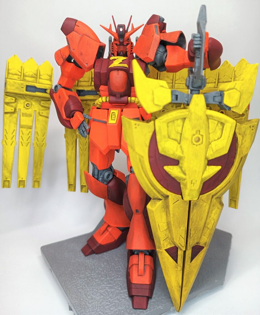 パッケージイラストのポーズを正面から撮ったものです足は開いていた方がポーズは取りやすかったですが…次回は太ももの横ロールだけでなく、延長ギミックも仕込みたいなと思いました