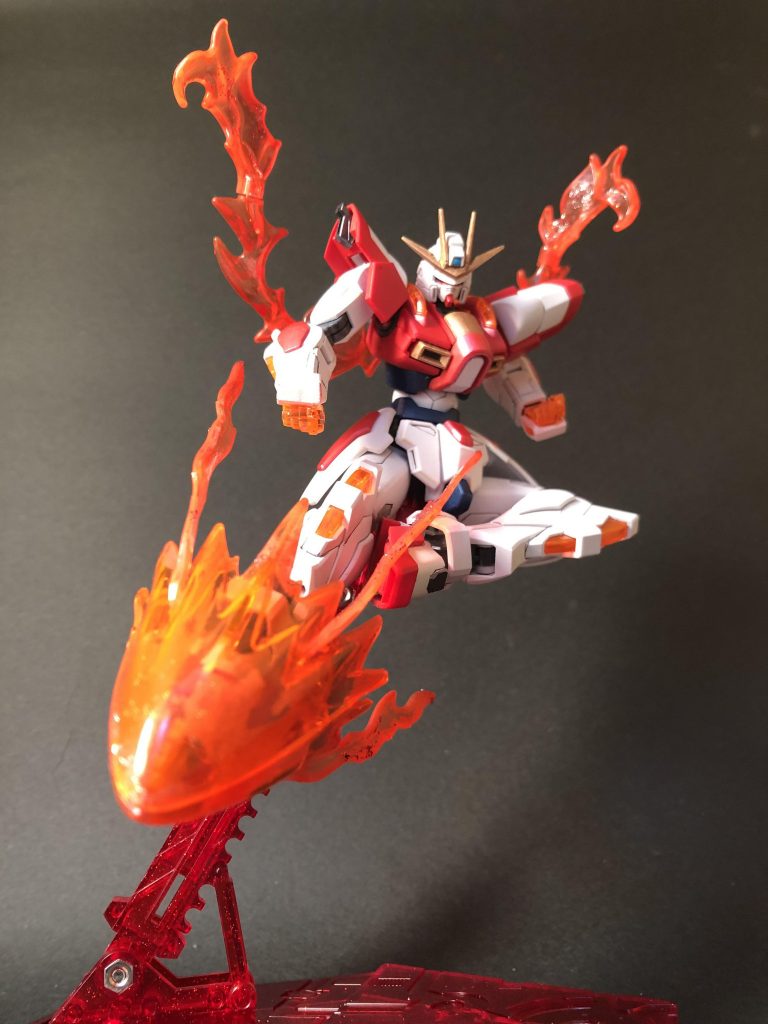 合う色のアクションベースがあったので。クリアパーツの塗装、楽しいですね。