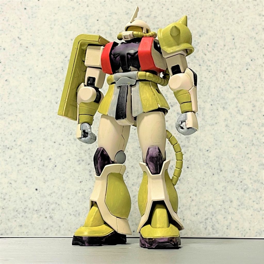 (　。￣v￣。)ﾉ 今回は撮影時にいわゆる「ガワラ立ち」にも挑戦してみました。