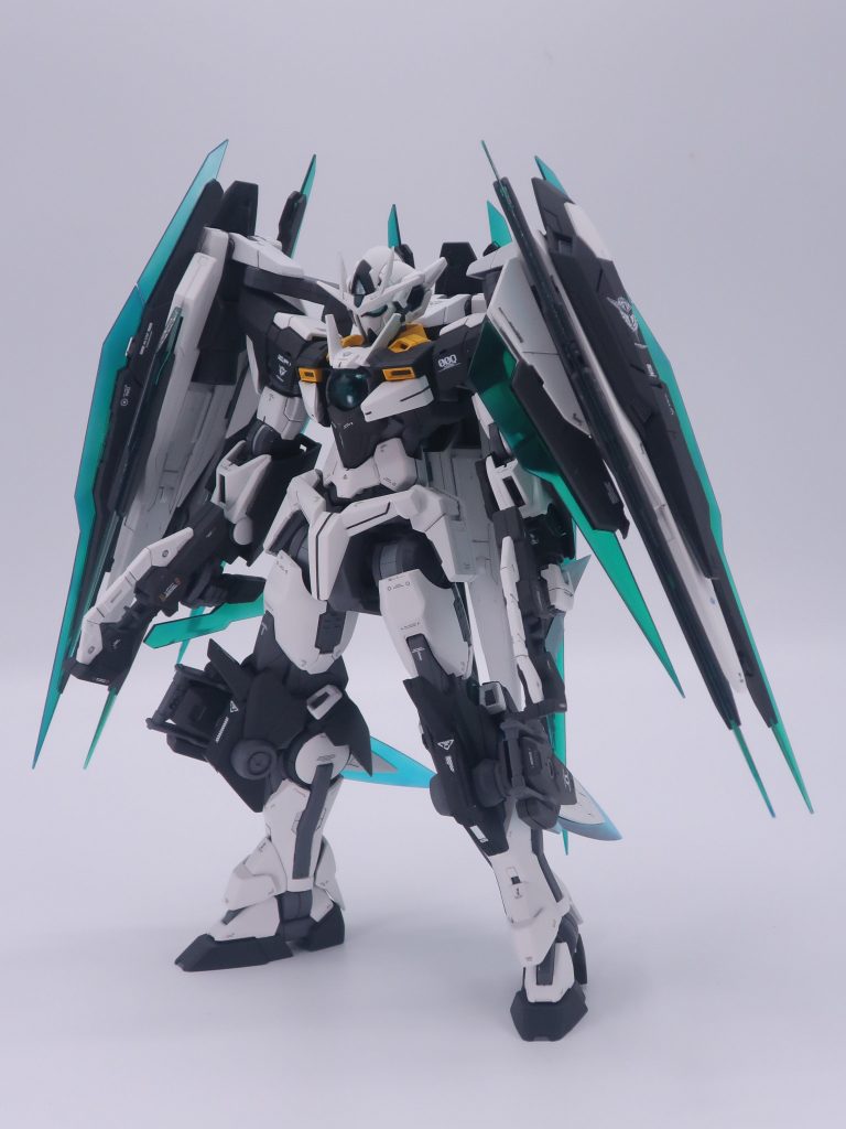 フルセイバーのＧＮガンブレイドを装備中。