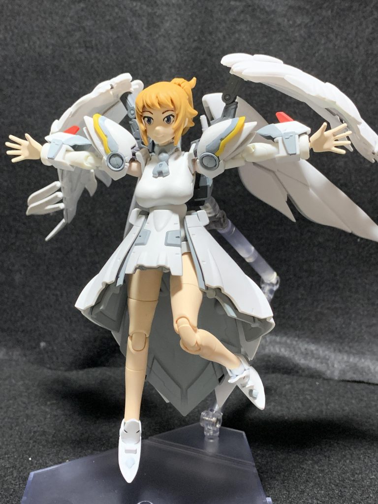 MS少女を可愛く撮影できる方はすごいですね。可愛くポーズさせるのがこんなに難しいとは・・・。