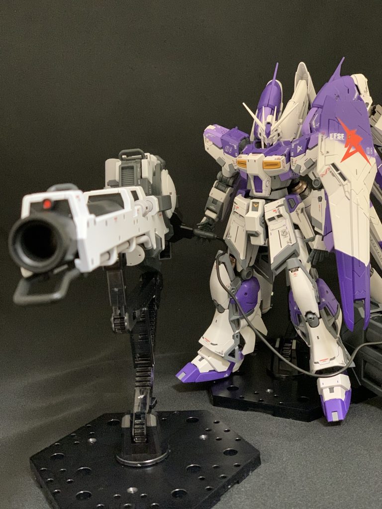 メガバズーカランチャーも迫力があります。