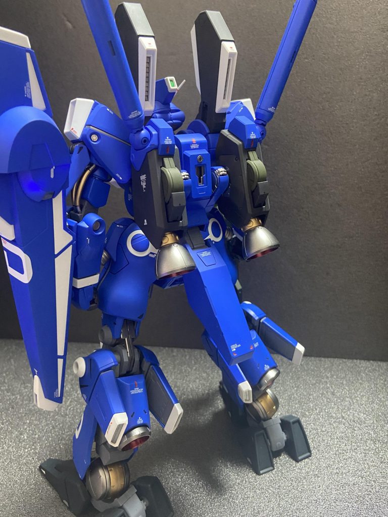 インコムとライフルはダークグリーンで塗装してます