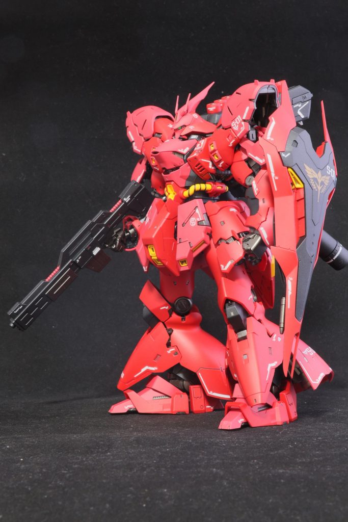 RGサザビー♪　νガンダムと紅白ガンプラ♪–4枚目/制作者：KURO