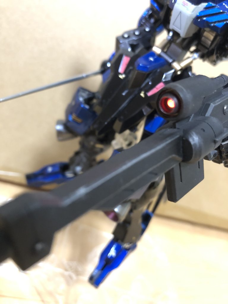 スコープが光りますw