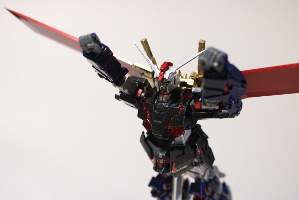 空飛ぶスーパーロボット！