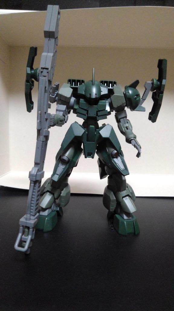 ストライカージンクス–2枚目/制作者：@oldraven0620