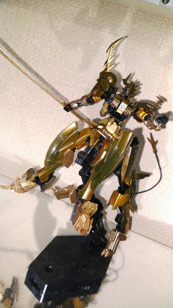 顔があまり見えなかったのでフラッシュ炊いて撮ってみました