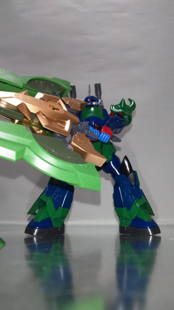 この角度でないと顔が見えない