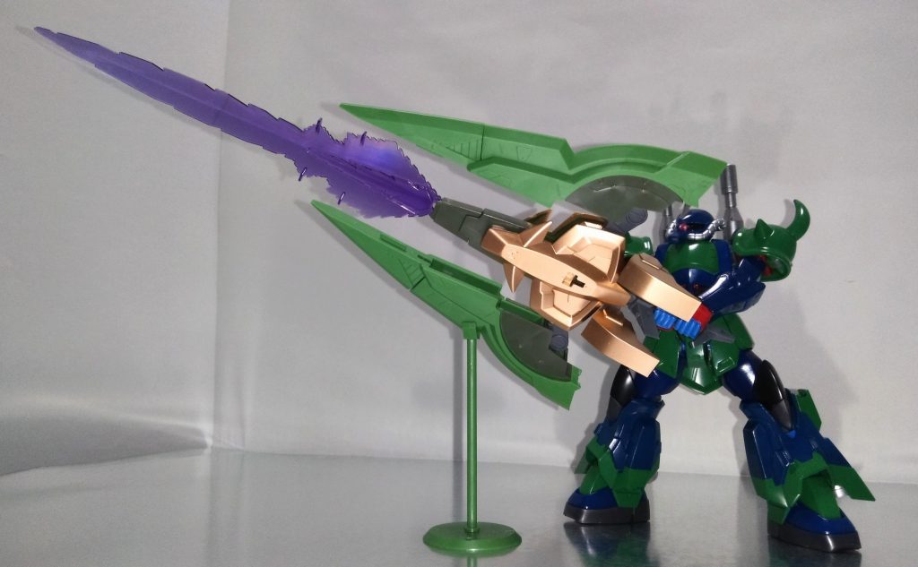 デカ過ぎ！ホントに1/144サイズか疑問です