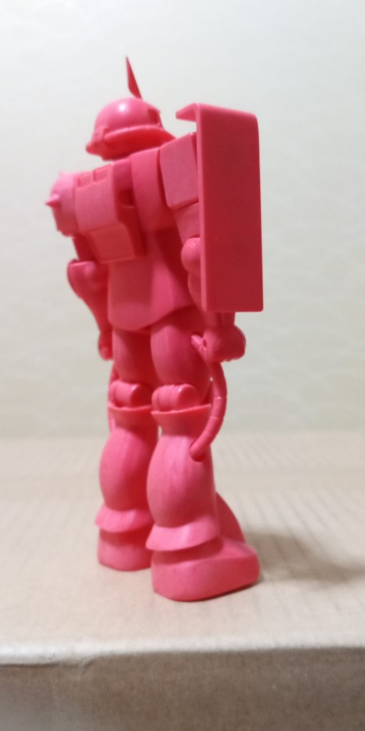 バックパックはHGに受け継がれてますねー。シールドはあまりヒケがなく、スッキリ。