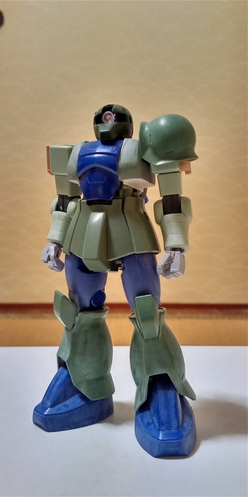 当然シールドなしもあります。この機体の真の姿は、次回。