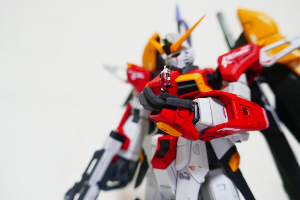 1/144のシン・アスカも塗装しました。