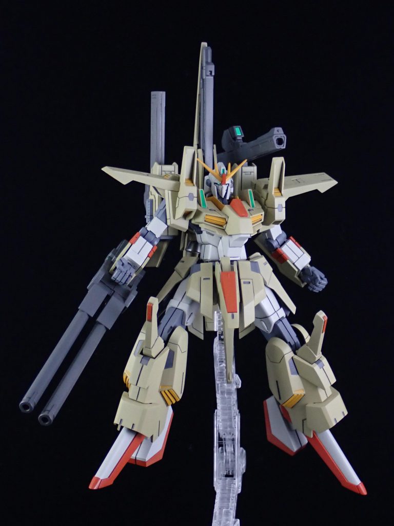 調色するといつも余ったり足りなかったりするので、極力調色しない縛りで塗装。結果塗膜が厚くなったので、今後は多分やらないです。カラーメモ白 IDFグレー1(クレオス)→ グレーFS36622(クレオス)→ ニュートラルグレーⅡ(ガイア)ダークイエロー マホガニー(クレオス)→ ブラウン(クレオス)→ IDFグレー1(クレオス)ブラウン(オレンジ) ブラウン(クレオス)黄色 AVERLAND SUNSET(シタデル)装甲部グレー ダークグレー(タミヤエナメル)関節部グレー ニュートラルグレーⅣ(ガイア)→ グレーFS36118(クレオス)武器ダークグレー ニュートラルグレーⅢ(ガイア)→ グレーバイオレット(クレオス)+ブラックスラスター アルティメットブラック(ガイア)→ スーパーチタン2(クレオス)