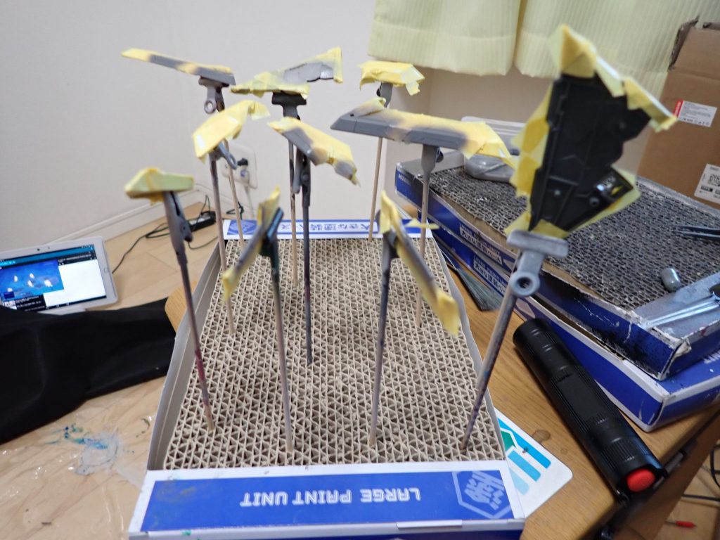 マスキングで塗分け