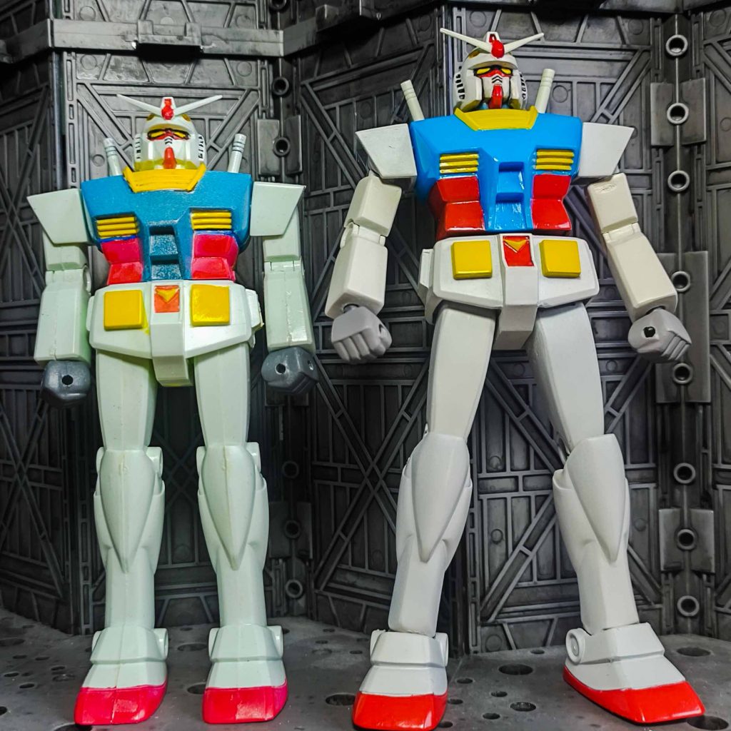 左がストレート組みのガンダム右は今回改造したガンダム各パーツ自体はほぼ無改造なのに、関節部分にジョイントを使用した事で等身が上がり格段に格好良くなった😍